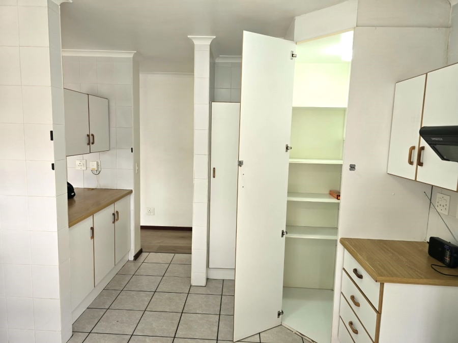 To Let 2 Bedroom Property for Rent in Paarl North Western Cape